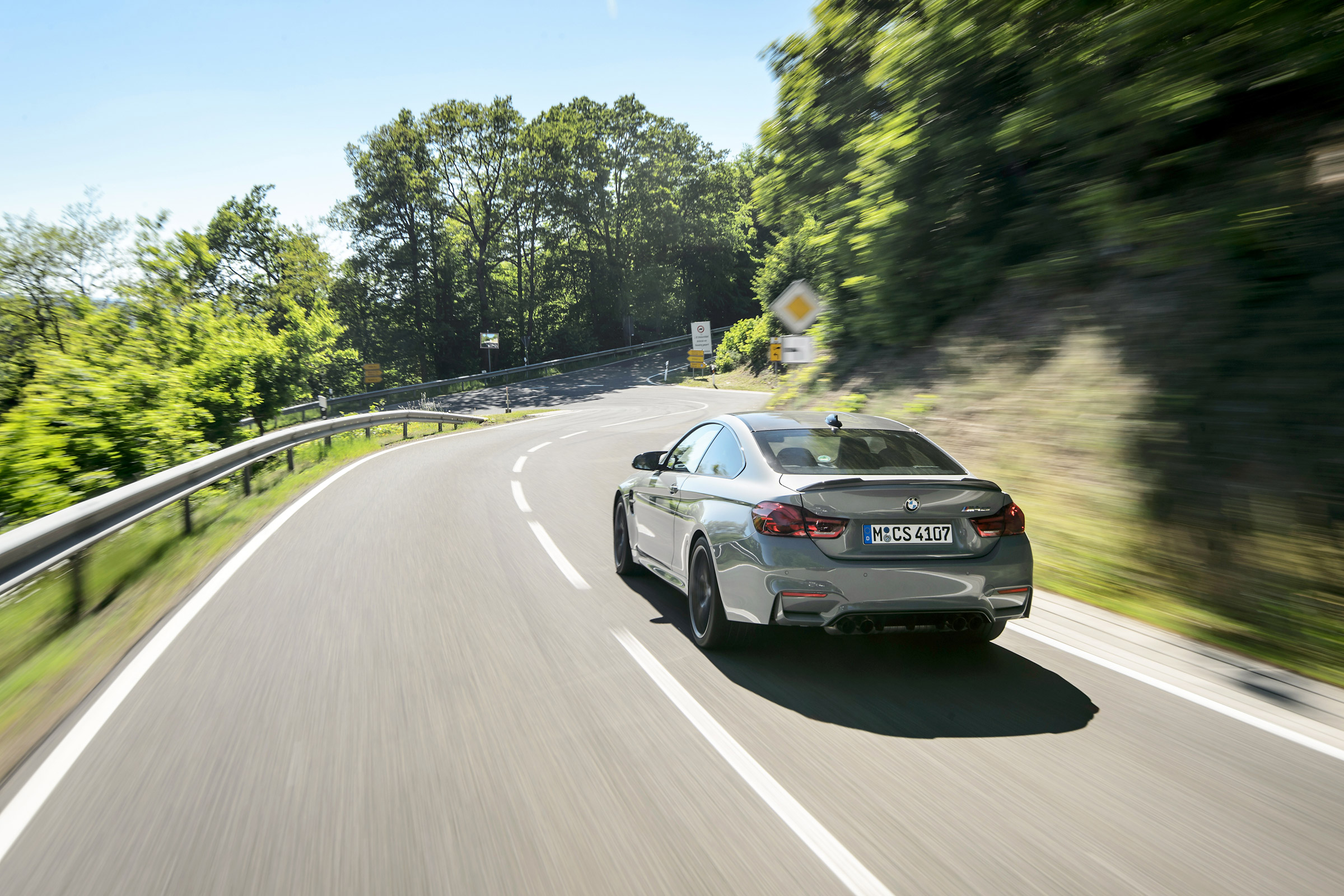 BMW M4 CS