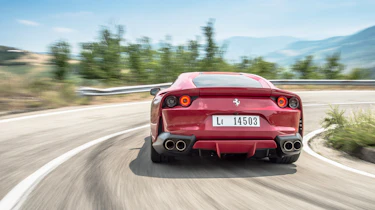 Ferrari 812 Superfast - front