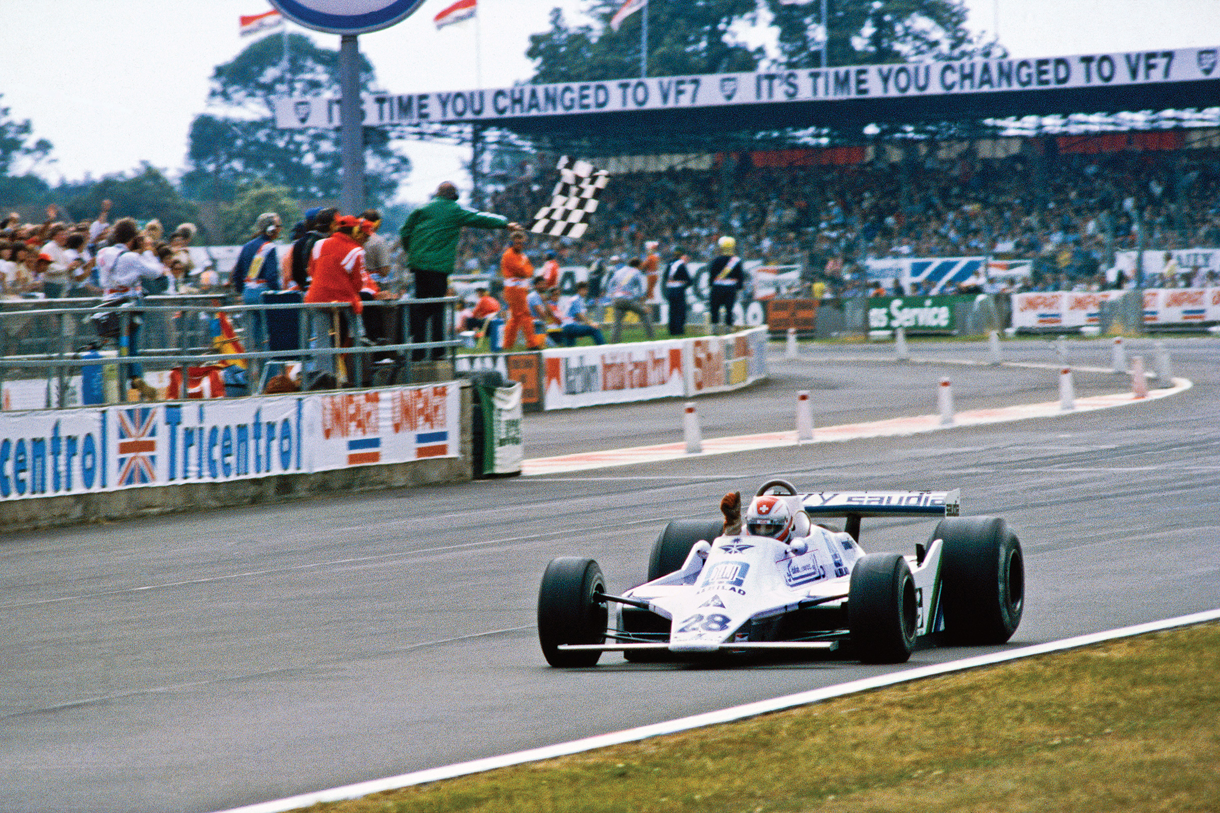 Williams FW07