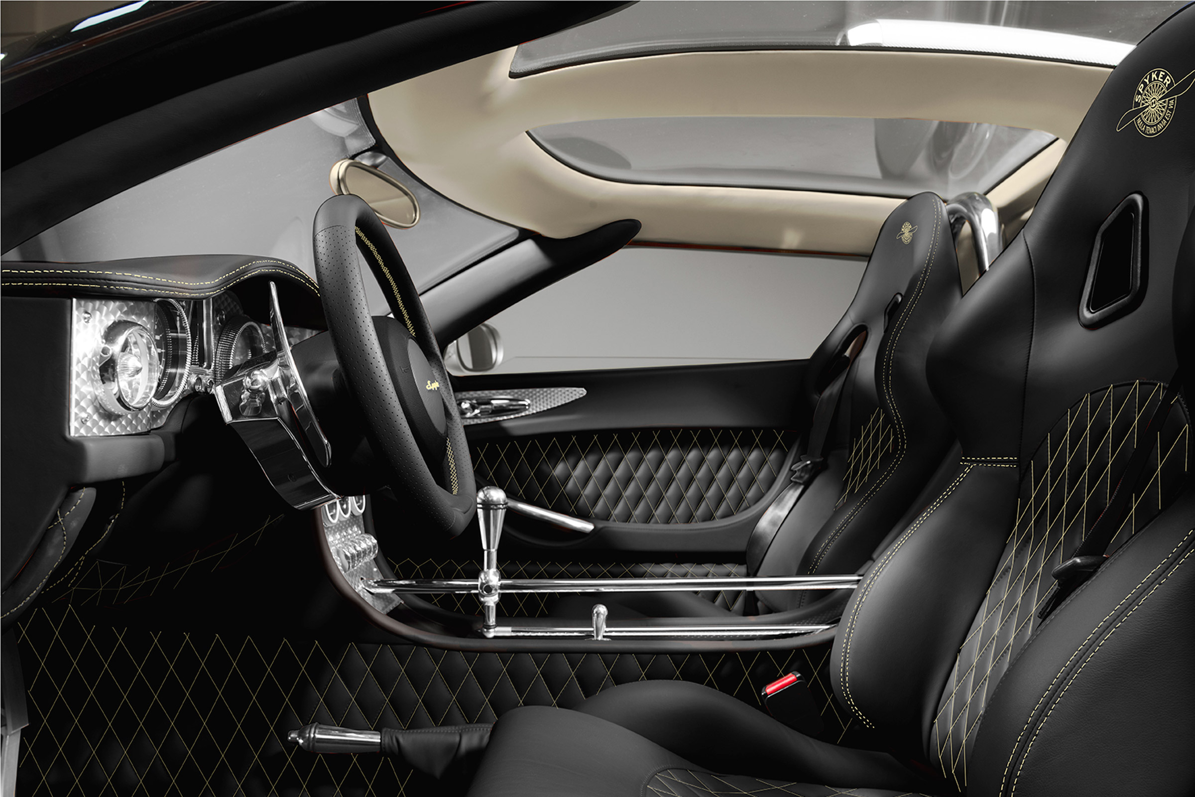 Spyker Aileron SE - interior