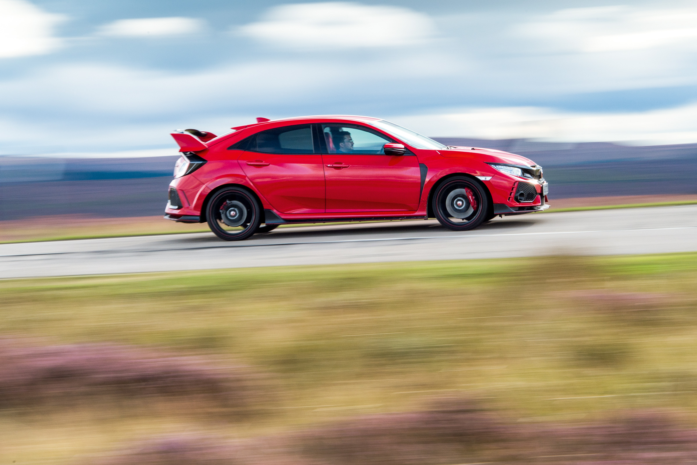 Honda Civic Type R – side