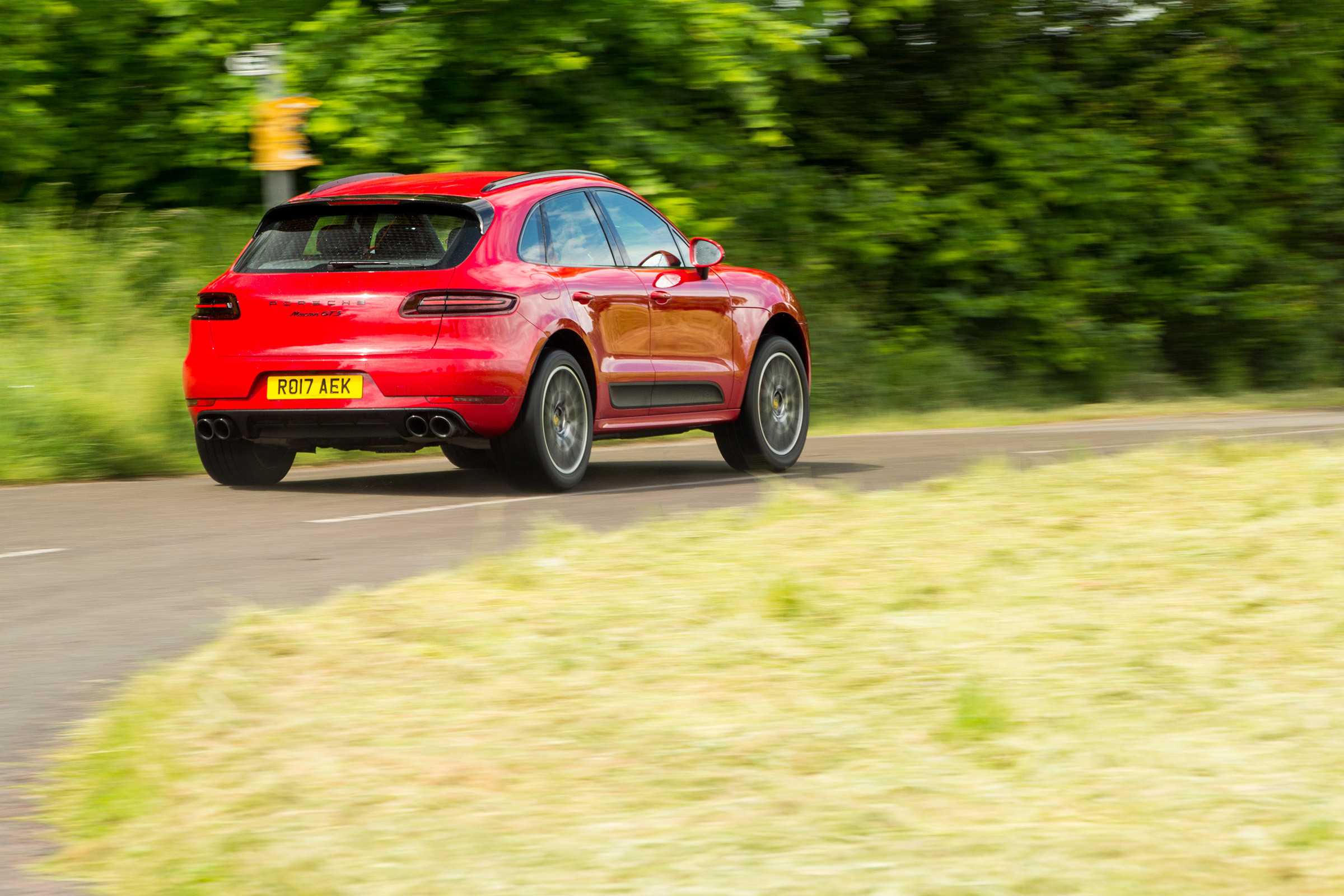 eCoty Porsche Macan GTS - rear