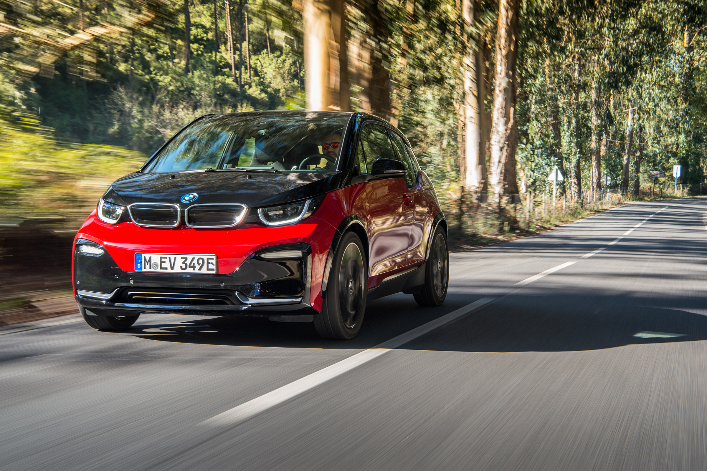 BMW i3s – front quarter 