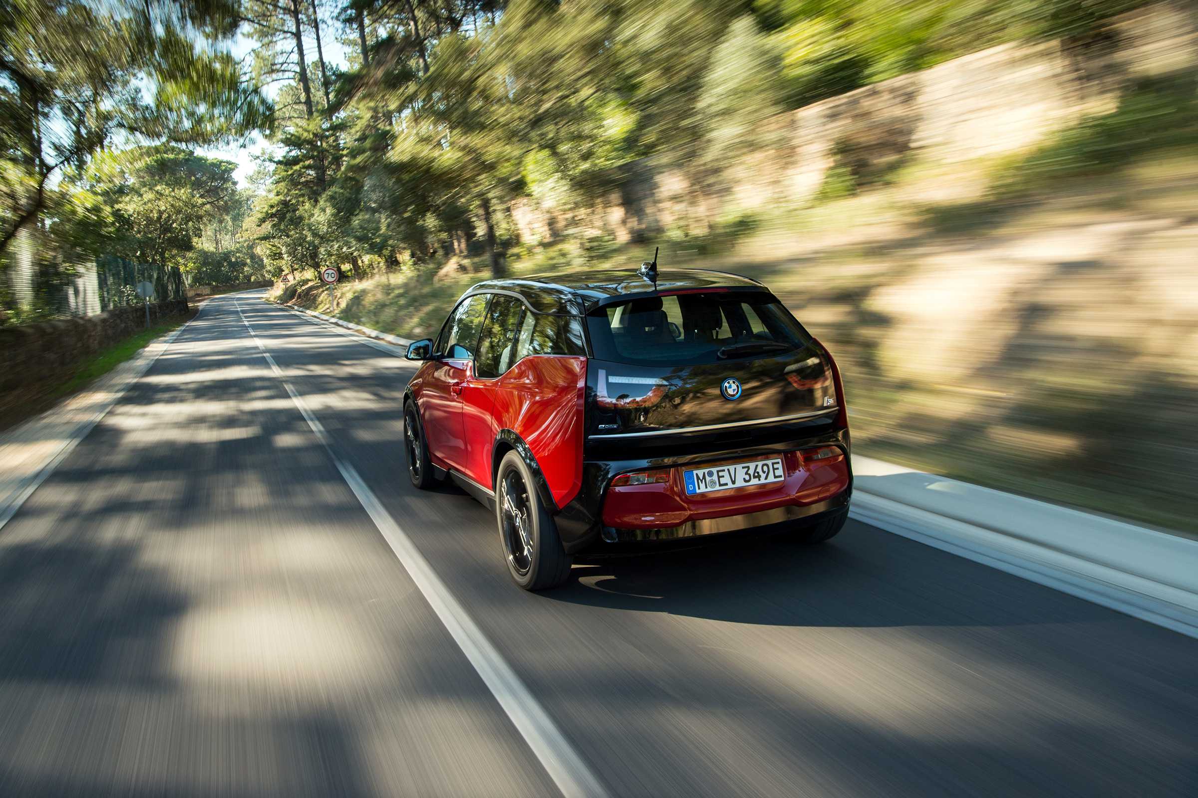 BMW i3s – rear