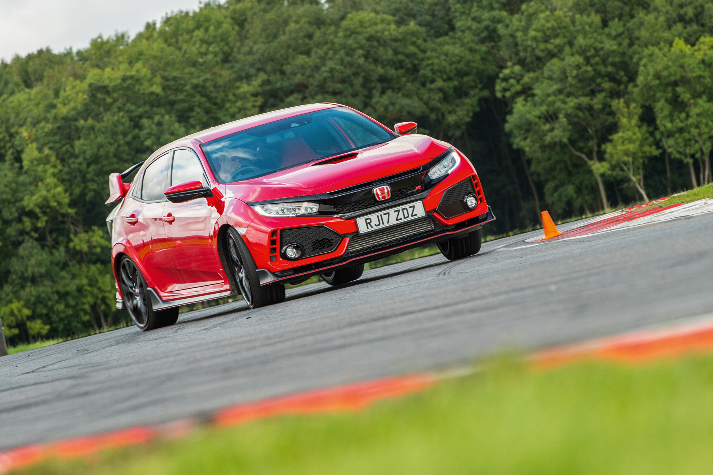 Honda Civic Type R - on track