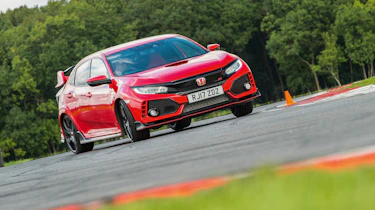 Honda Civic Type R - on track