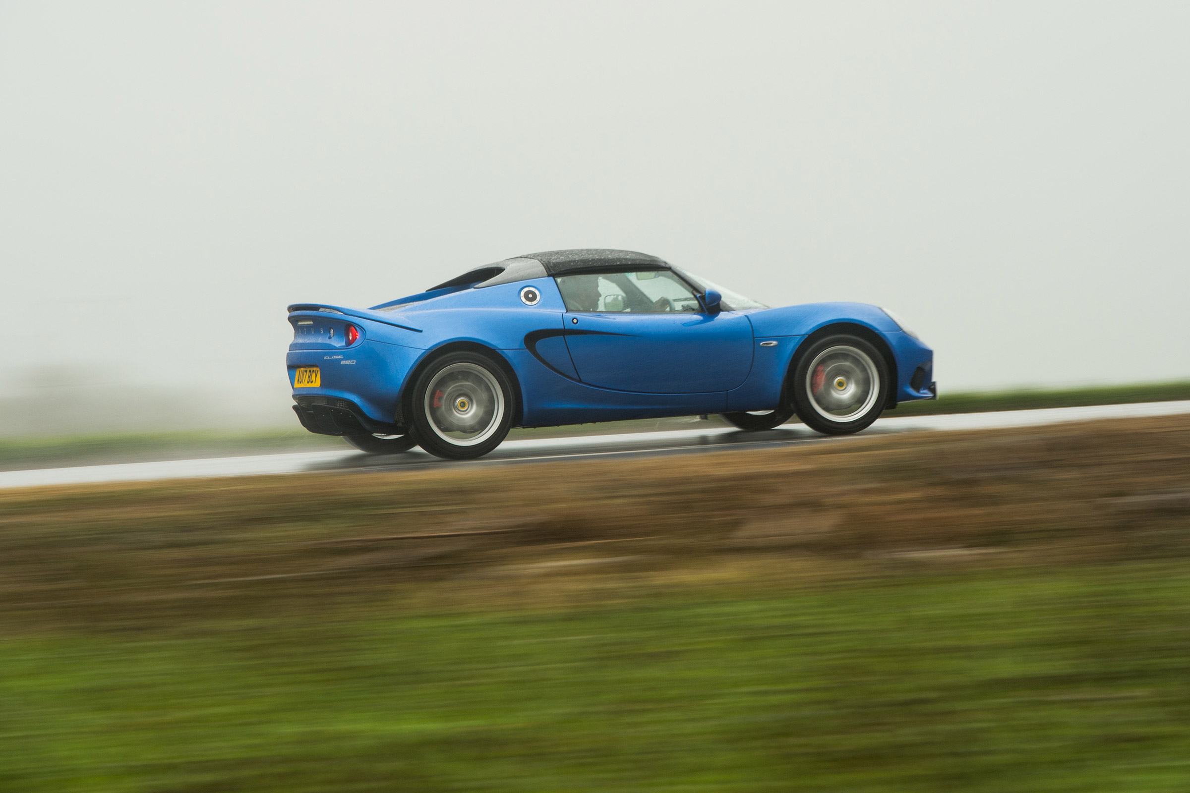 eCoty Lotus Elise Sport 220 - profile