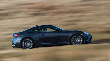 GT86 v MX-5 RF - profile