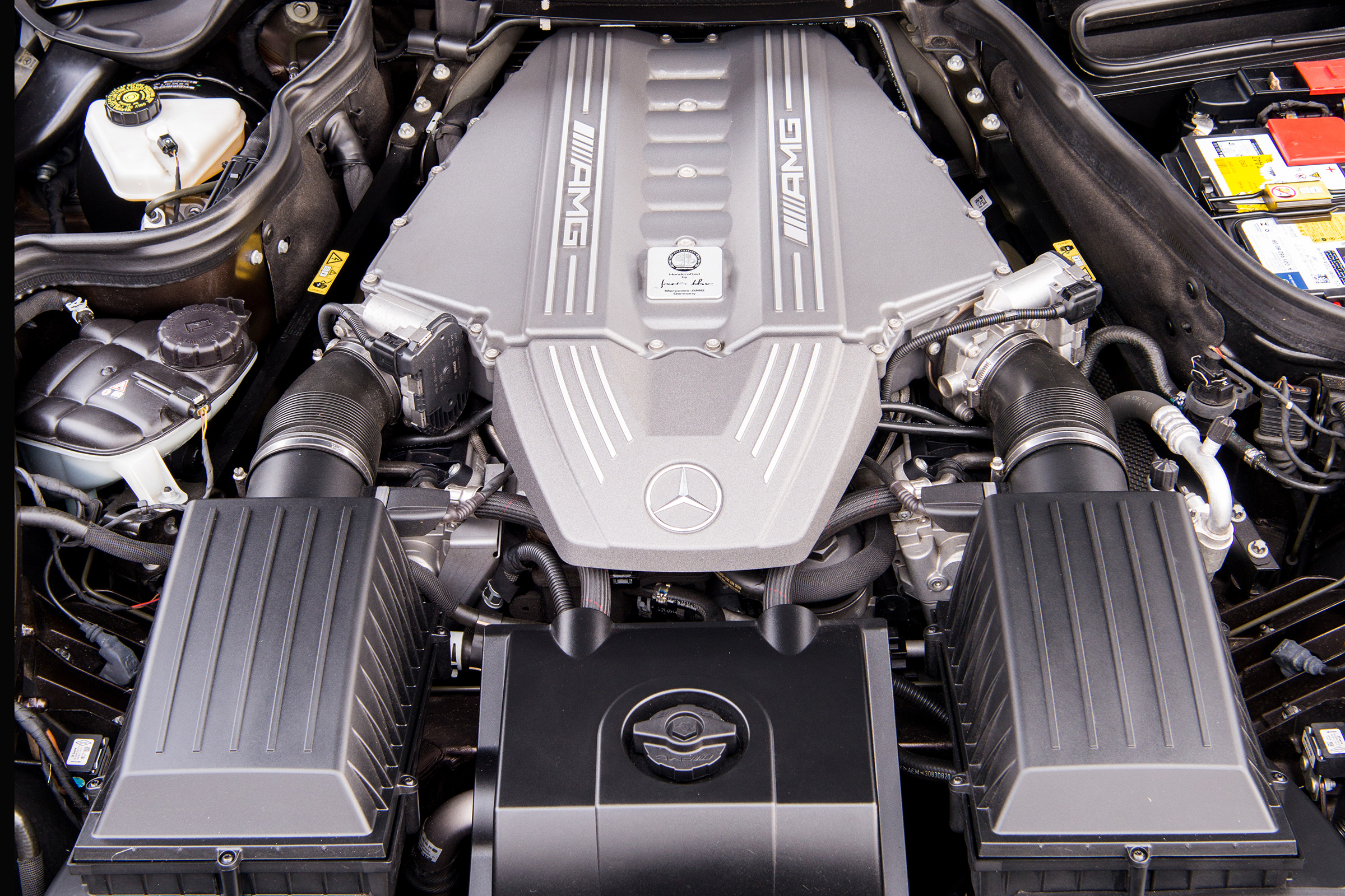 Mercedes-Benz SLS AMG – engine