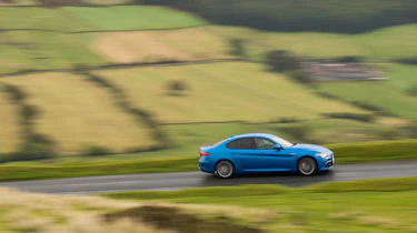 eCoty Alfa Romeo Giulia Veloce - profile