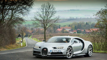 eCoty Bugatti Chiron - front