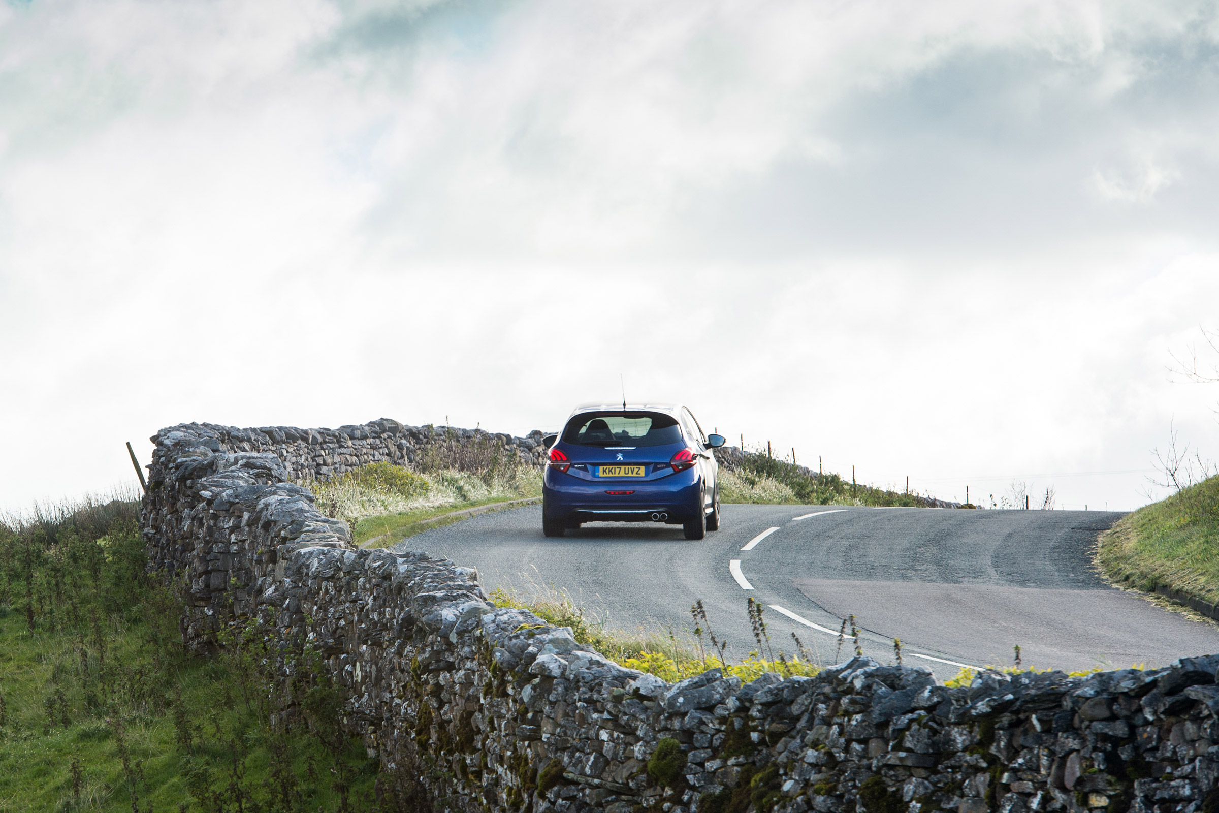 eCoty Peugeot 208 GTI by PS - rear