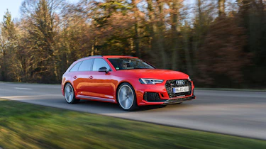 Audi RS4 – front quarter