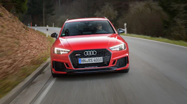 Audi RS4 – front