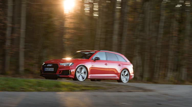 Audi RS4 – front quarter