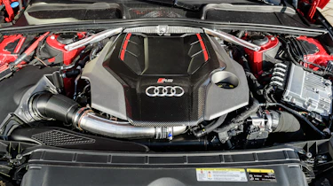 Audi RS4 – engine