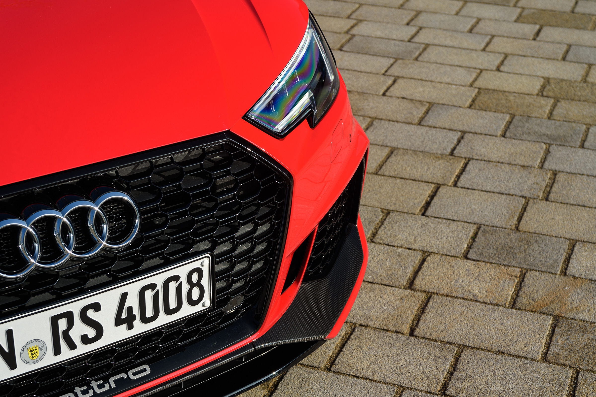 Audi RS4 – front detail 