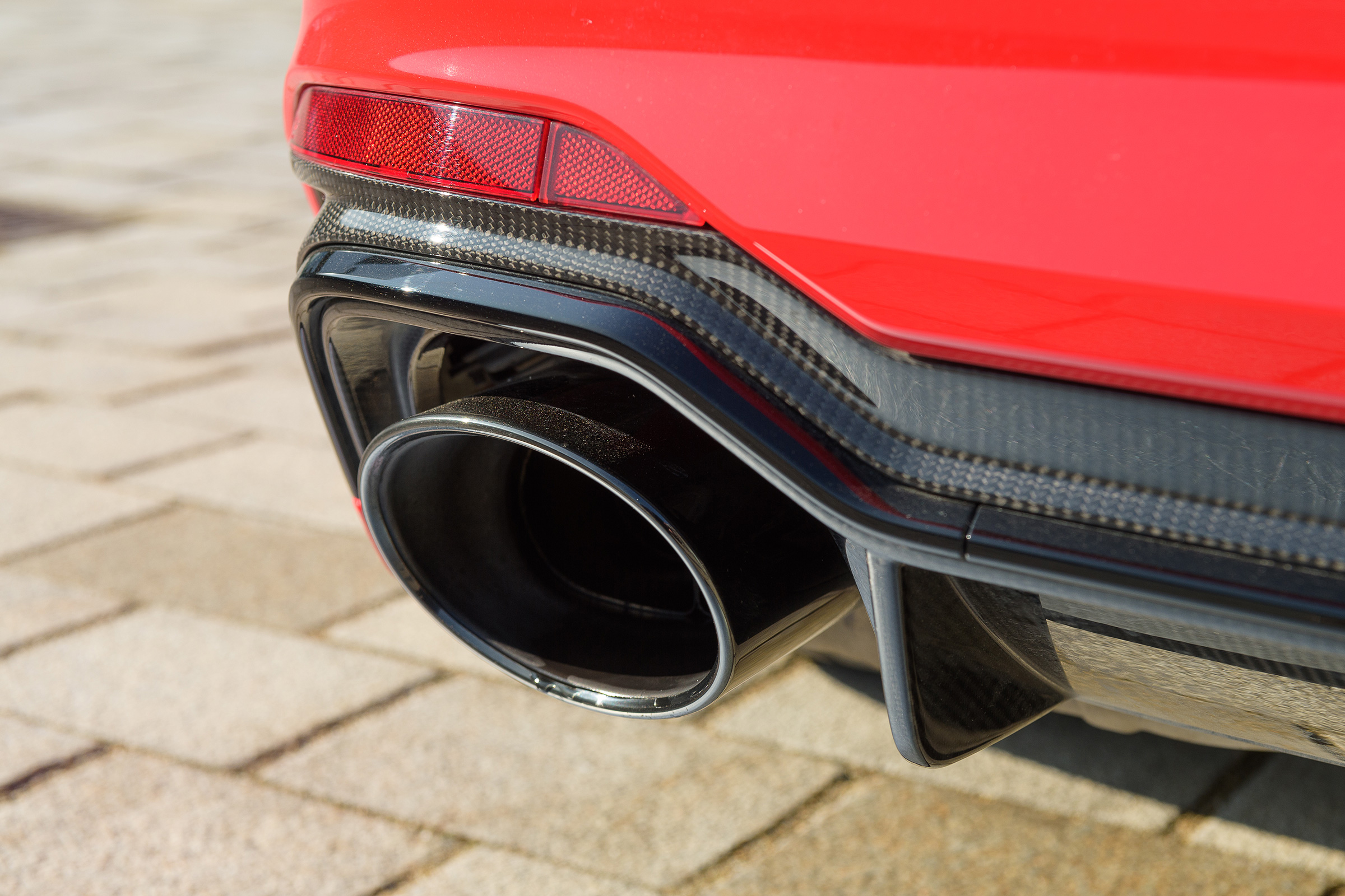 Audi RS4 – exhaust 