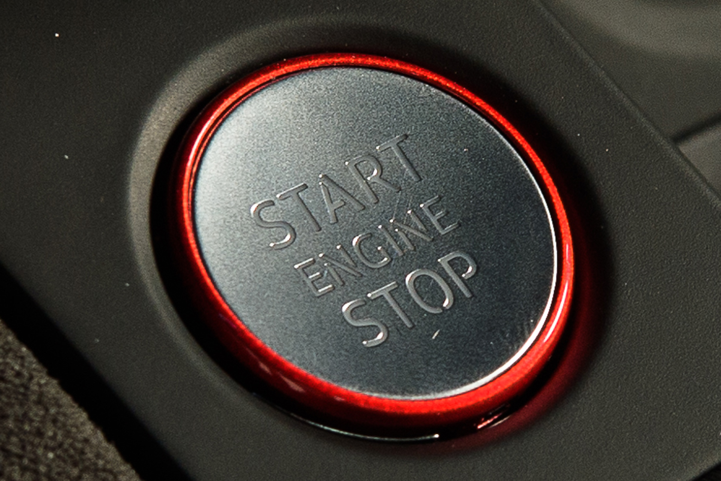 Audi RS4 – start/stop button 