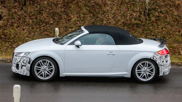 Audi TT spy - roadster profile