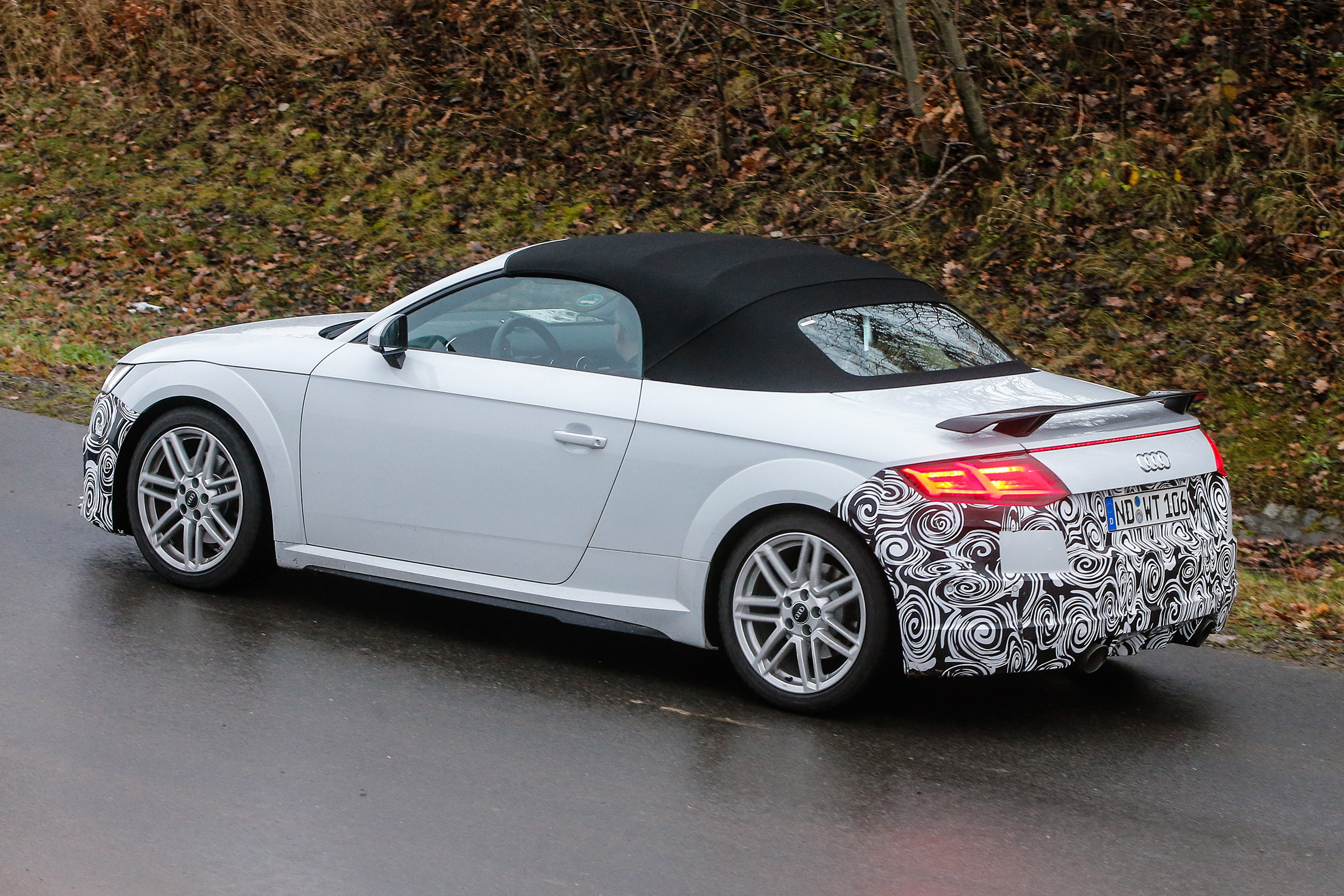 Audi TT spy - roadster rear