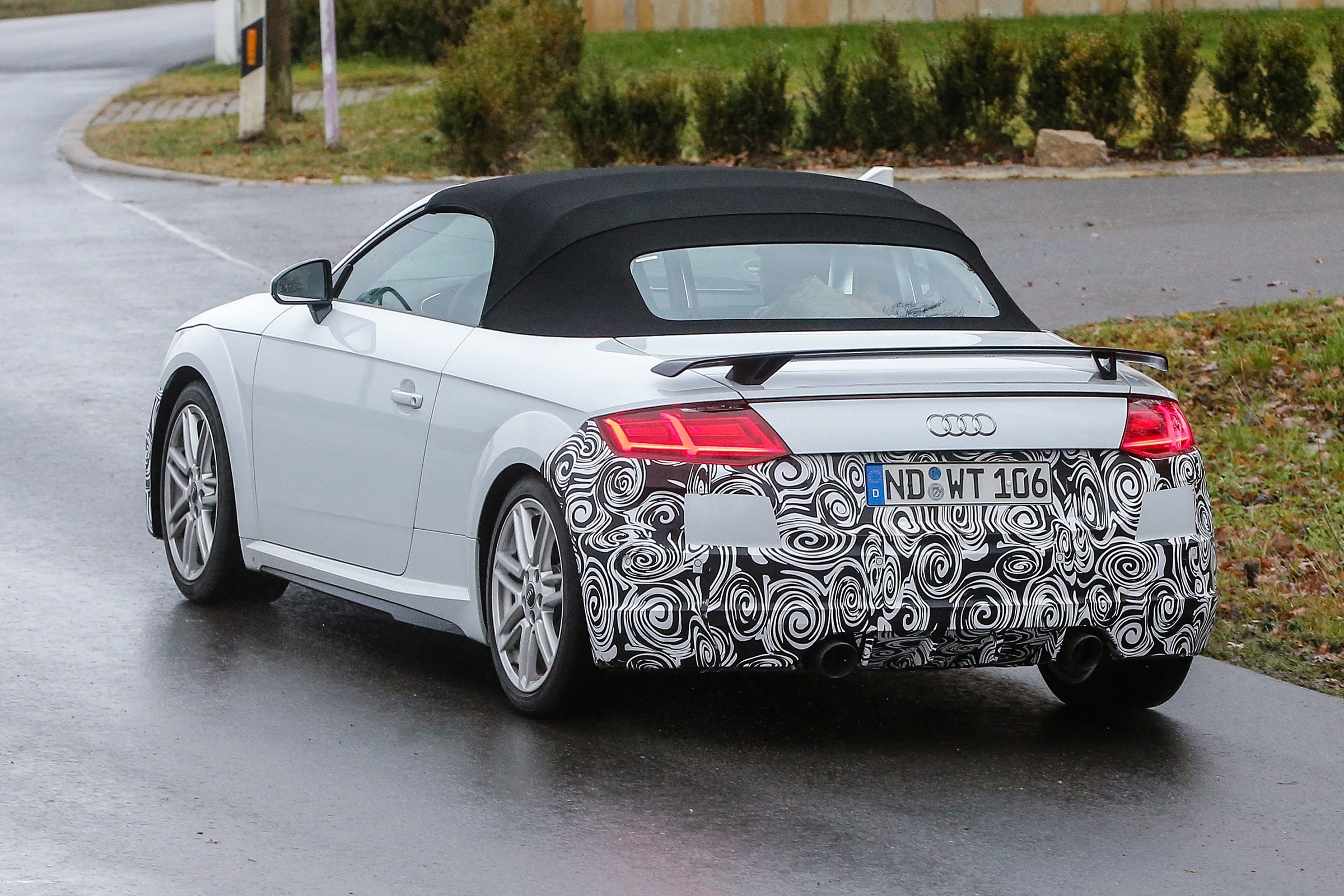 Audi TT spy - roadster rear
