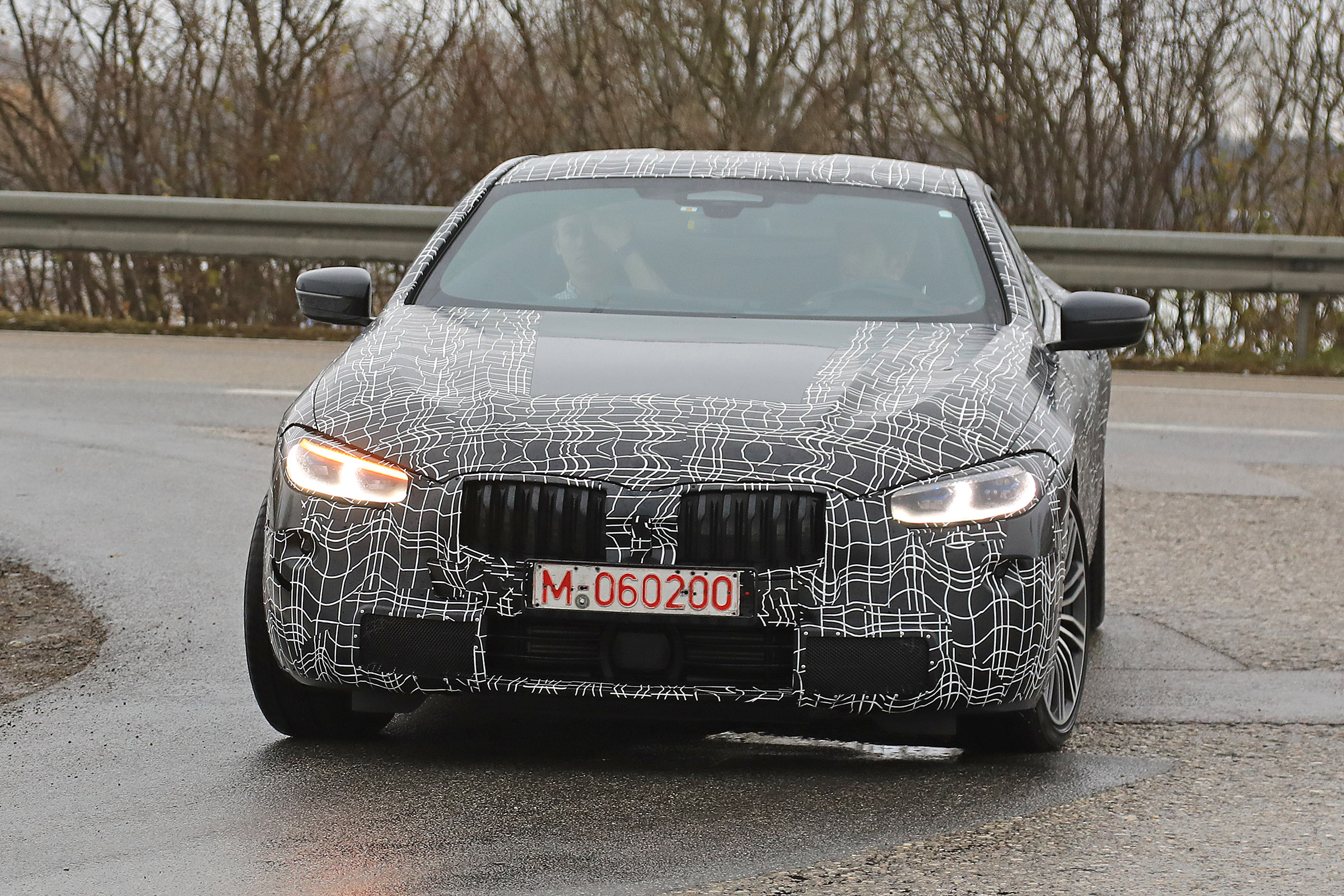 BMW 8-series spy - front