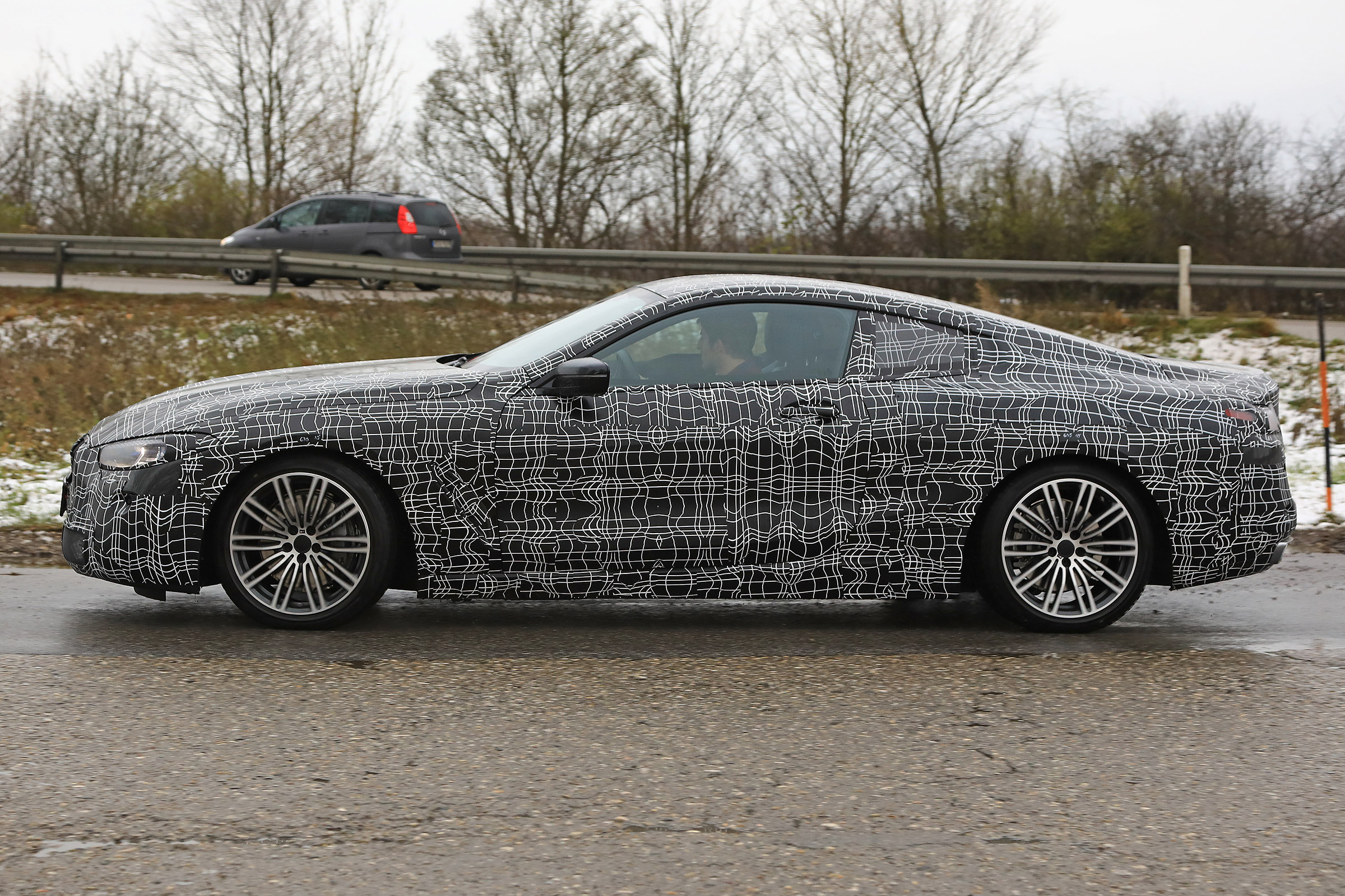 BMW 8-series spy - side