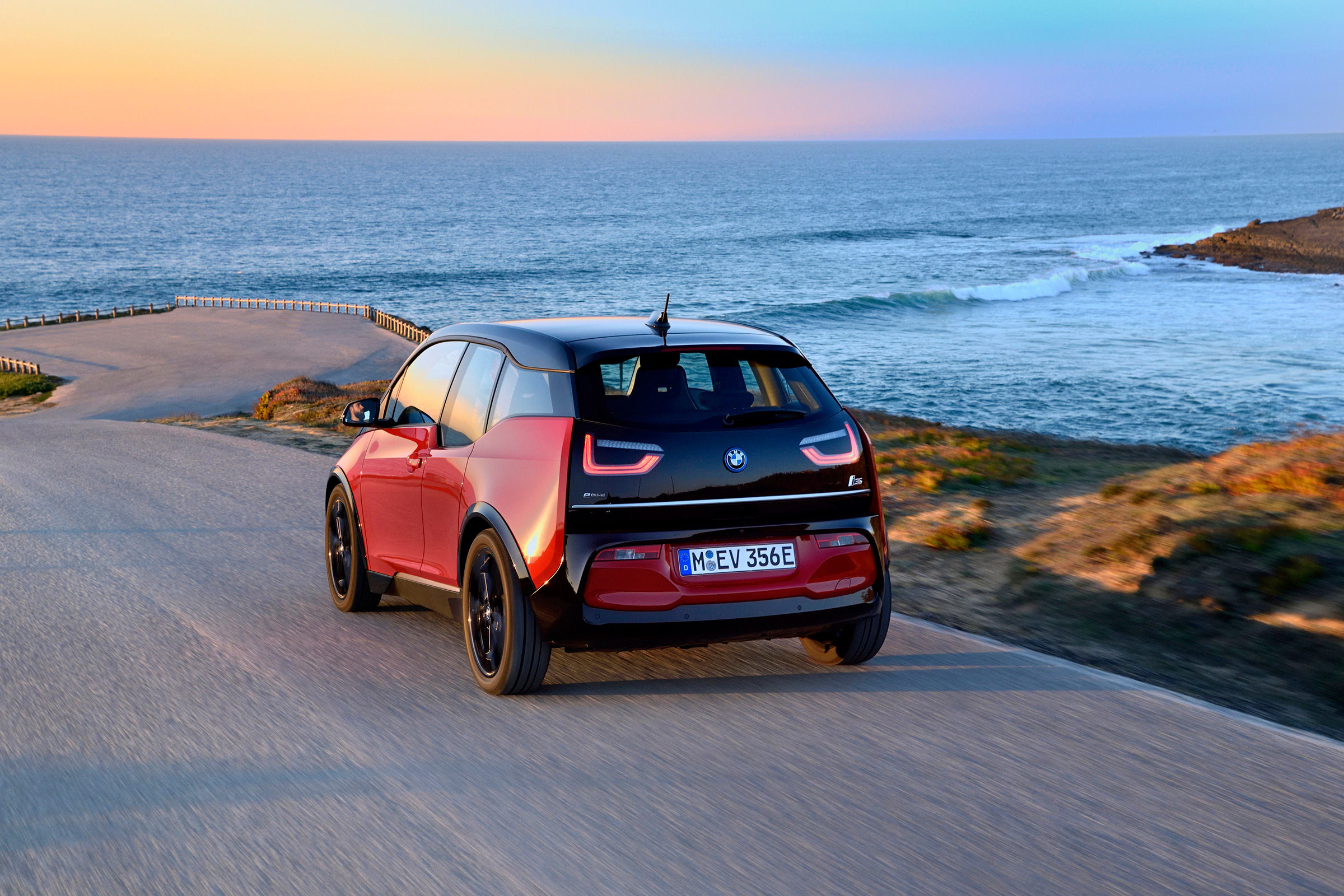 BMW i3s – rear quarter