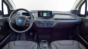 BMW i3s – cabin