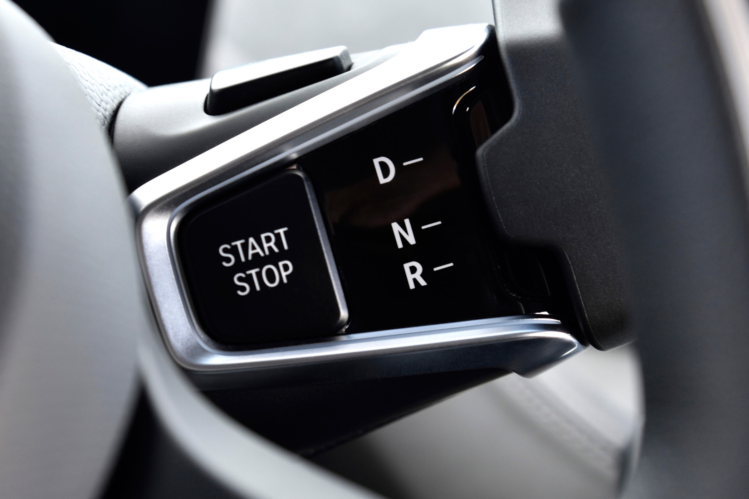 BMW i3s – gear selector 
