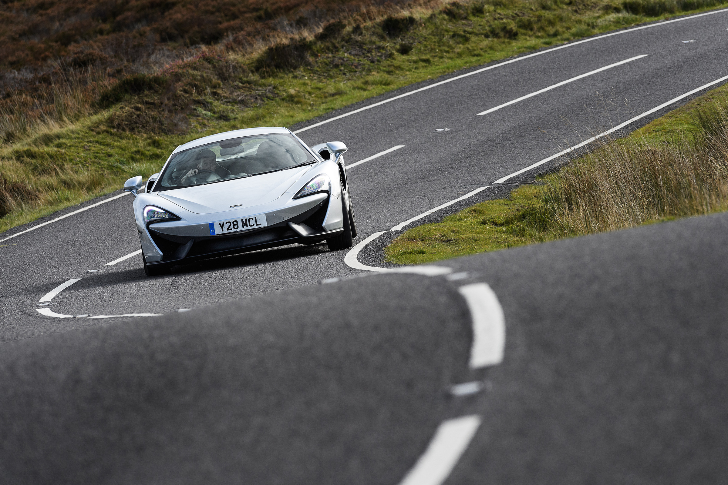 McLaren 540C – front