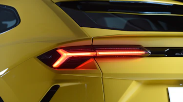 Lamborghini Urus – rear light