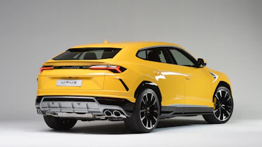 Lamborghini Urus – rear quarter