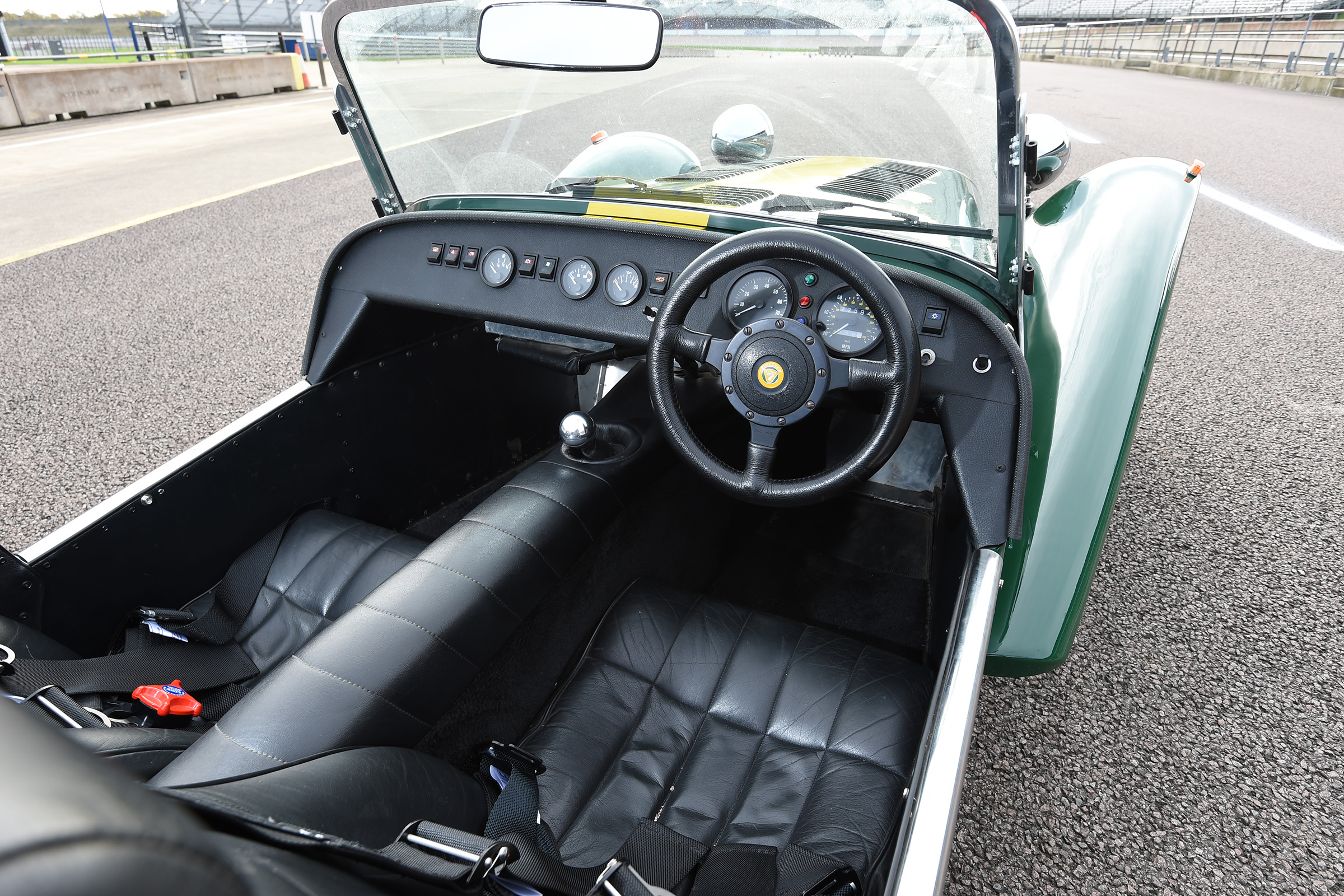 Caterham – interior