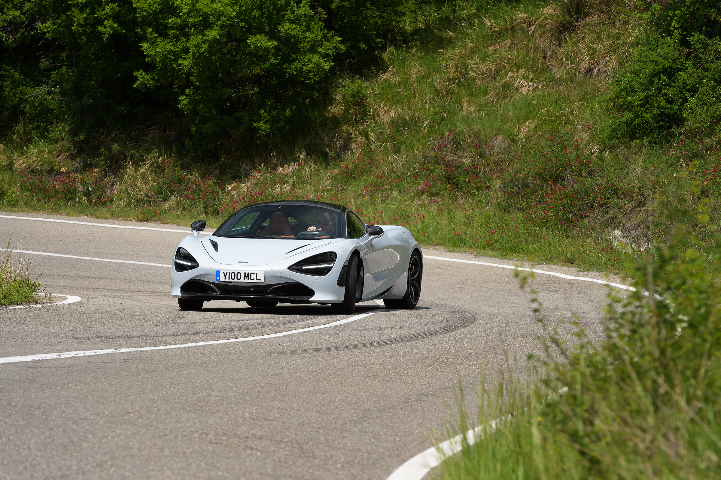 McLaren 720S – cornering
