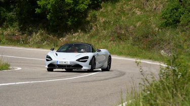 McLaren 720S – cornering