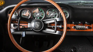 Porsche 911 barn - whee;