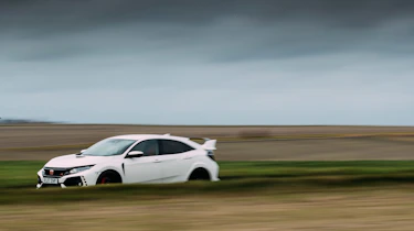 eCoty Honda Civic Type R - front dynamic