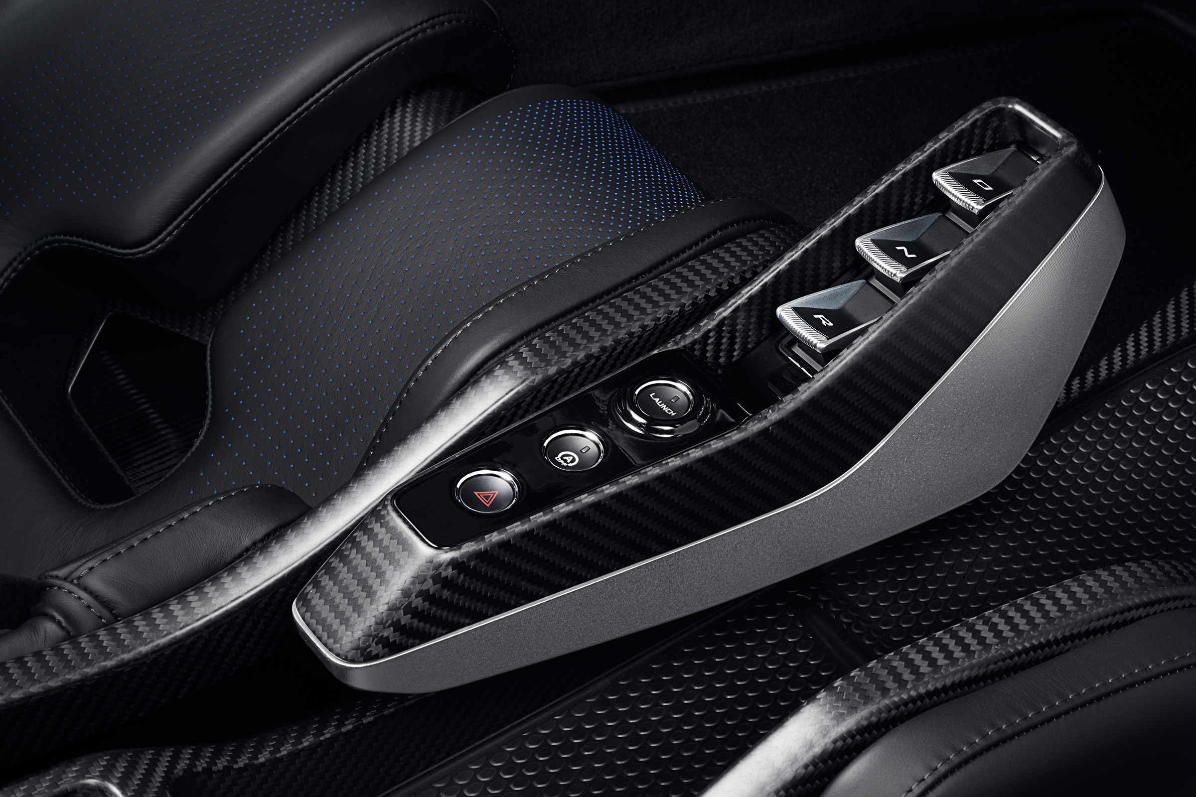 McLaren Senna - console