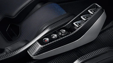McLaren Senna - console