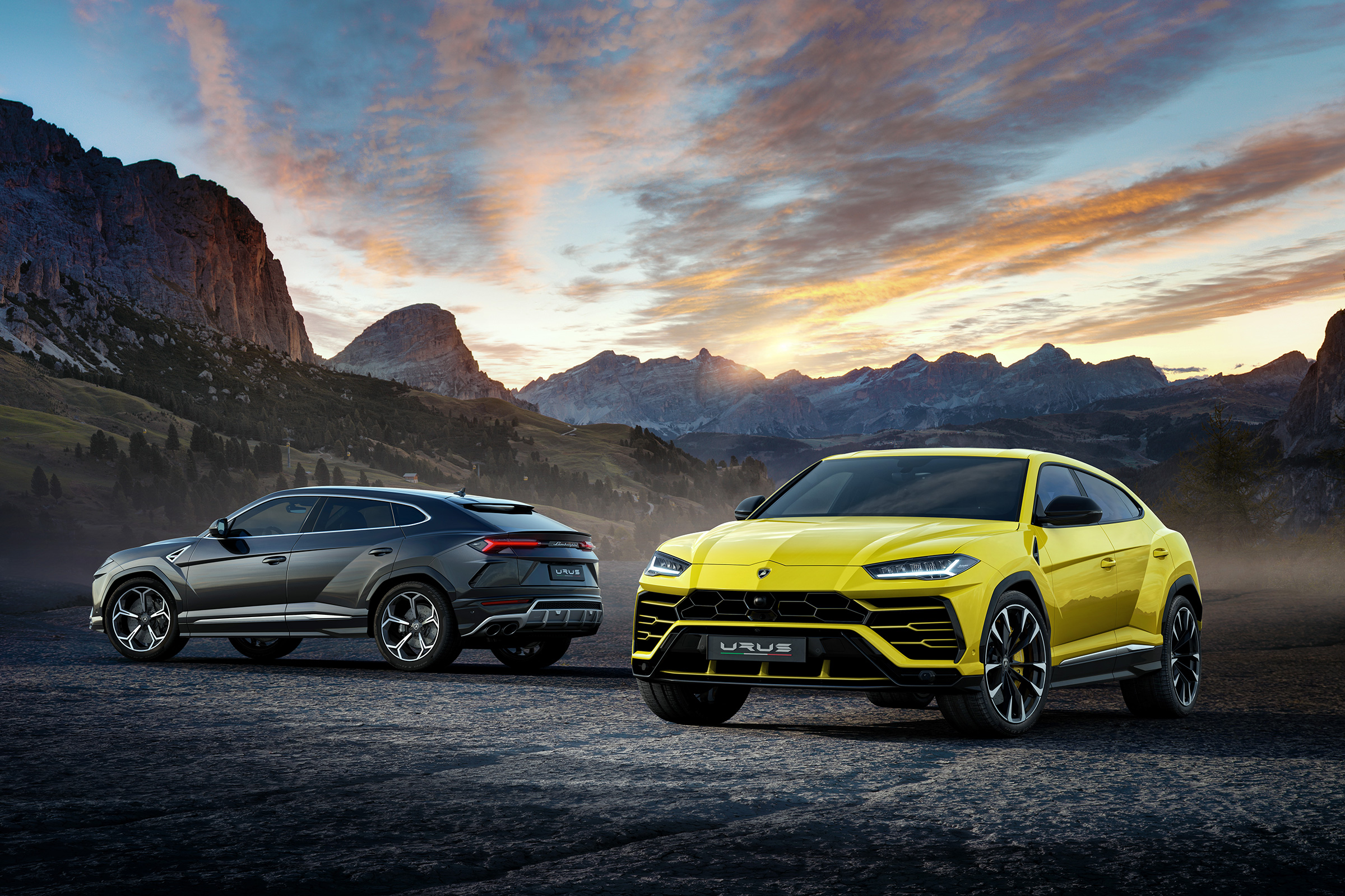 Lamborghini Urus – yellow and grey