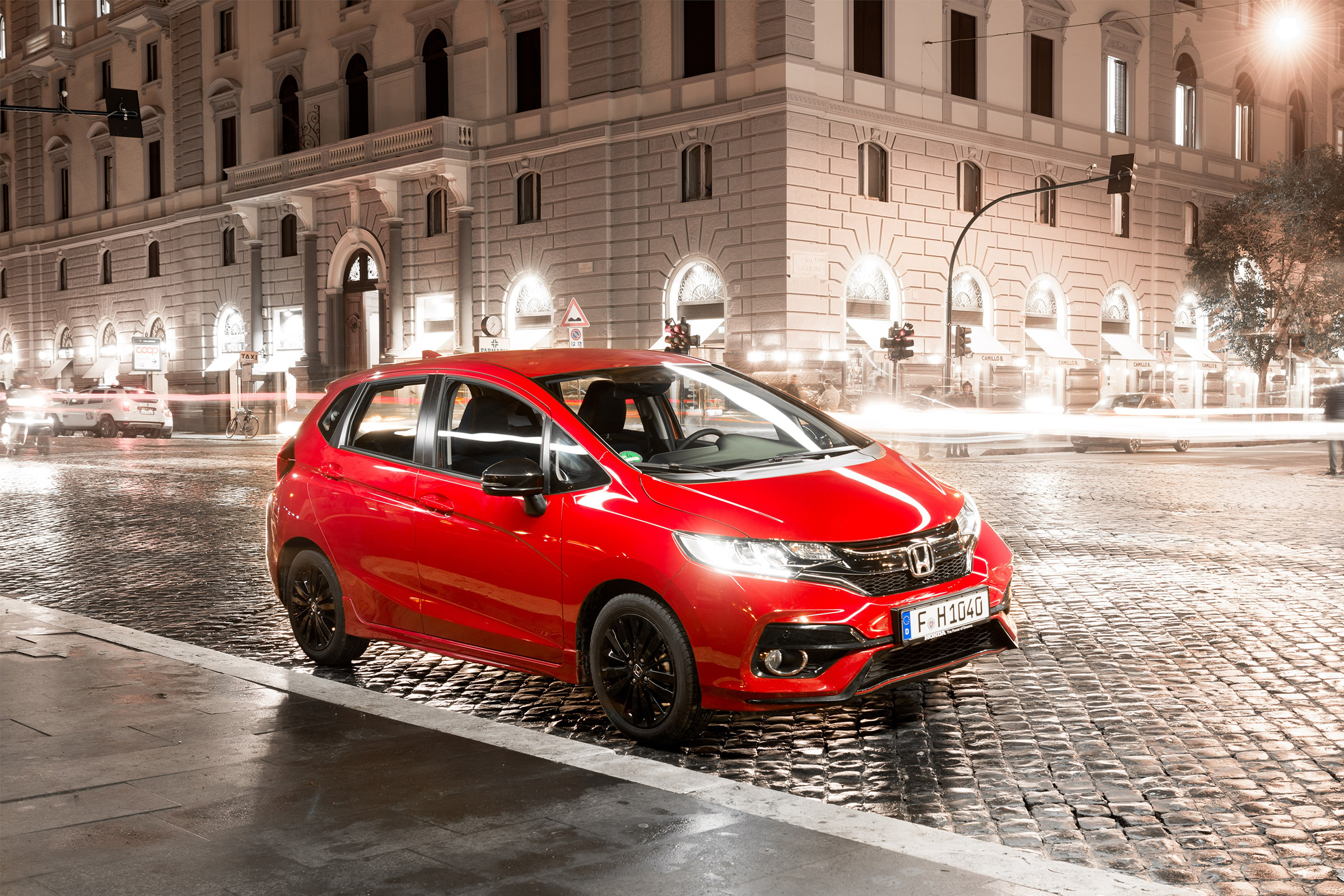 Honda Jazz Sport – front quarter