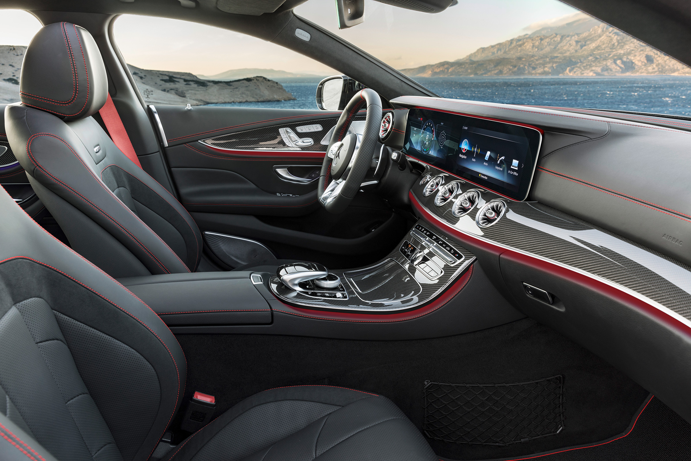 Mercedes-AMG CLS53 – interior