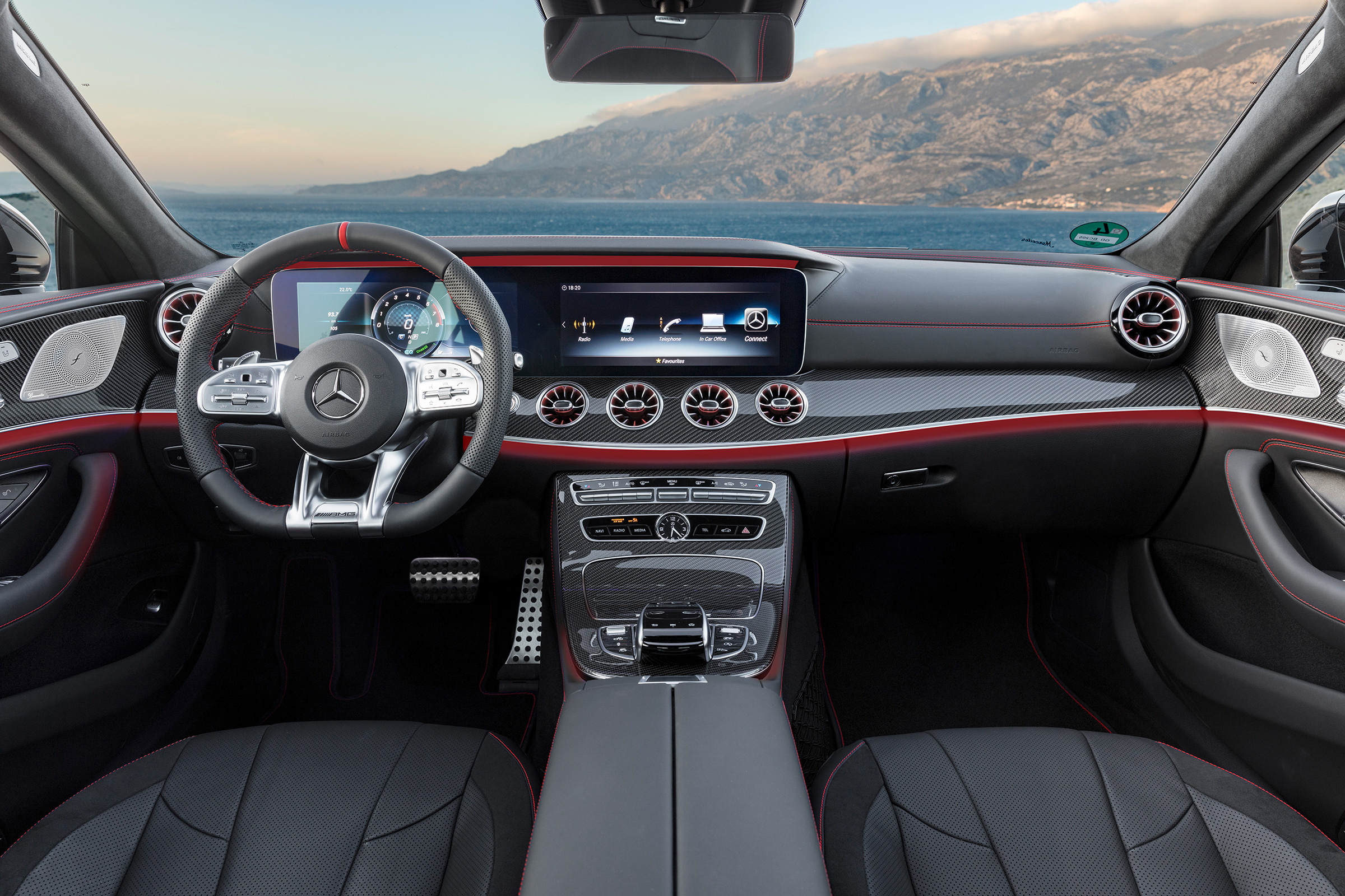 Mercedes-AMG CLS53 – dashboard