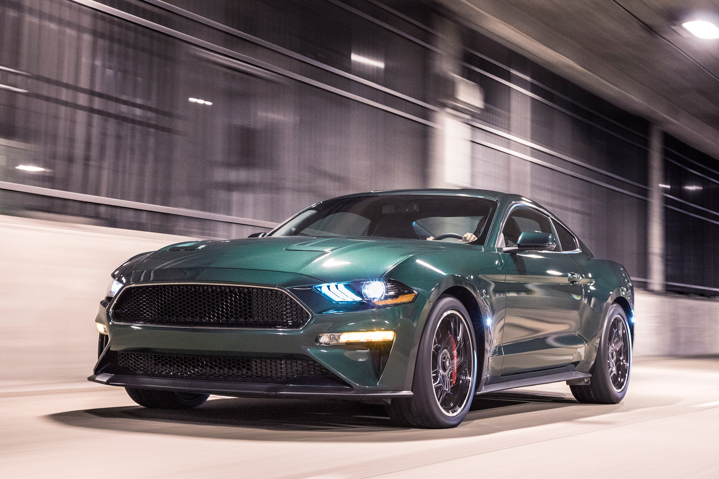 Ford Mustang Bullitt – front quarter