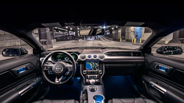 Ford Mustang Bullitt – dashboard