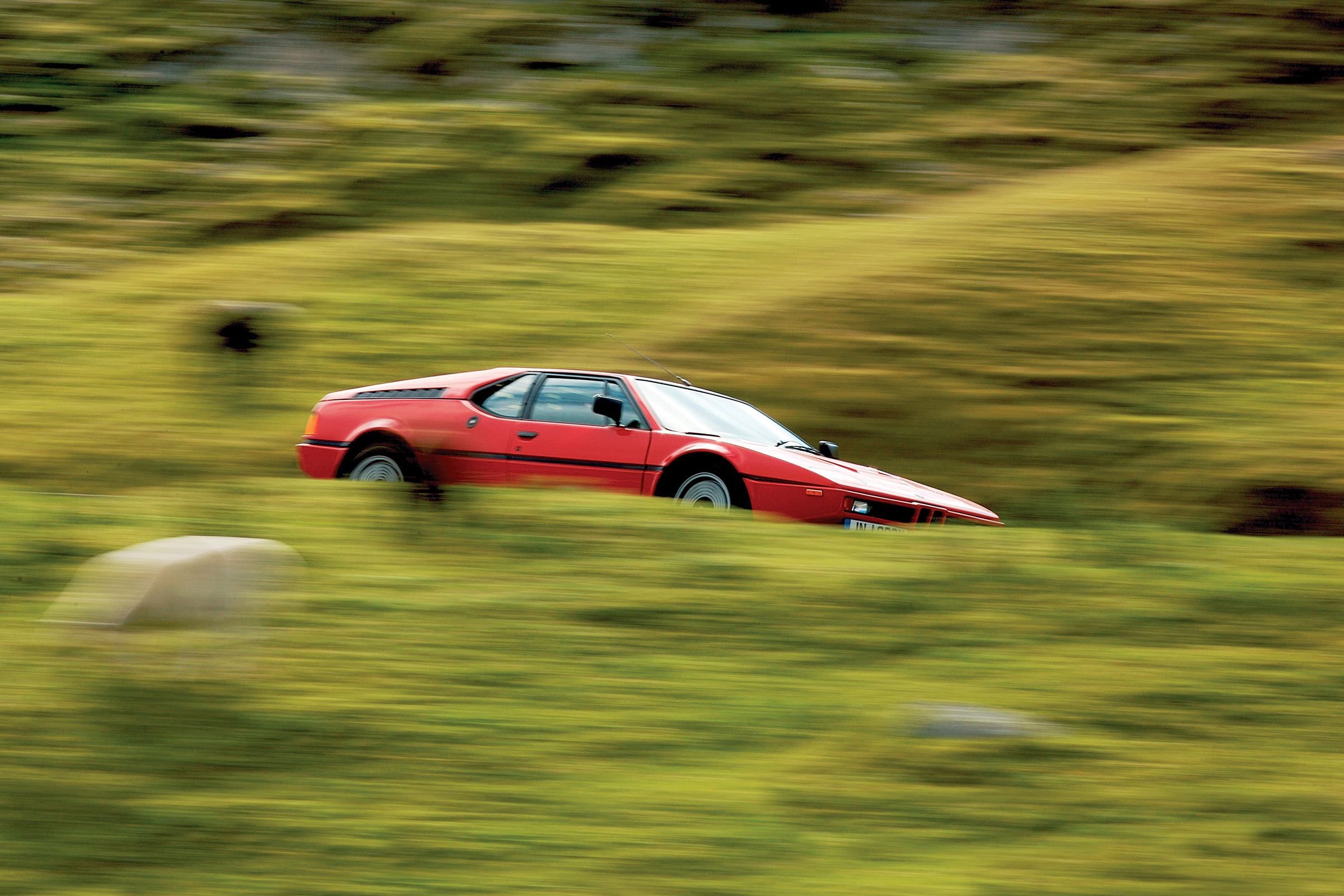 BMW M1 – side dynamic