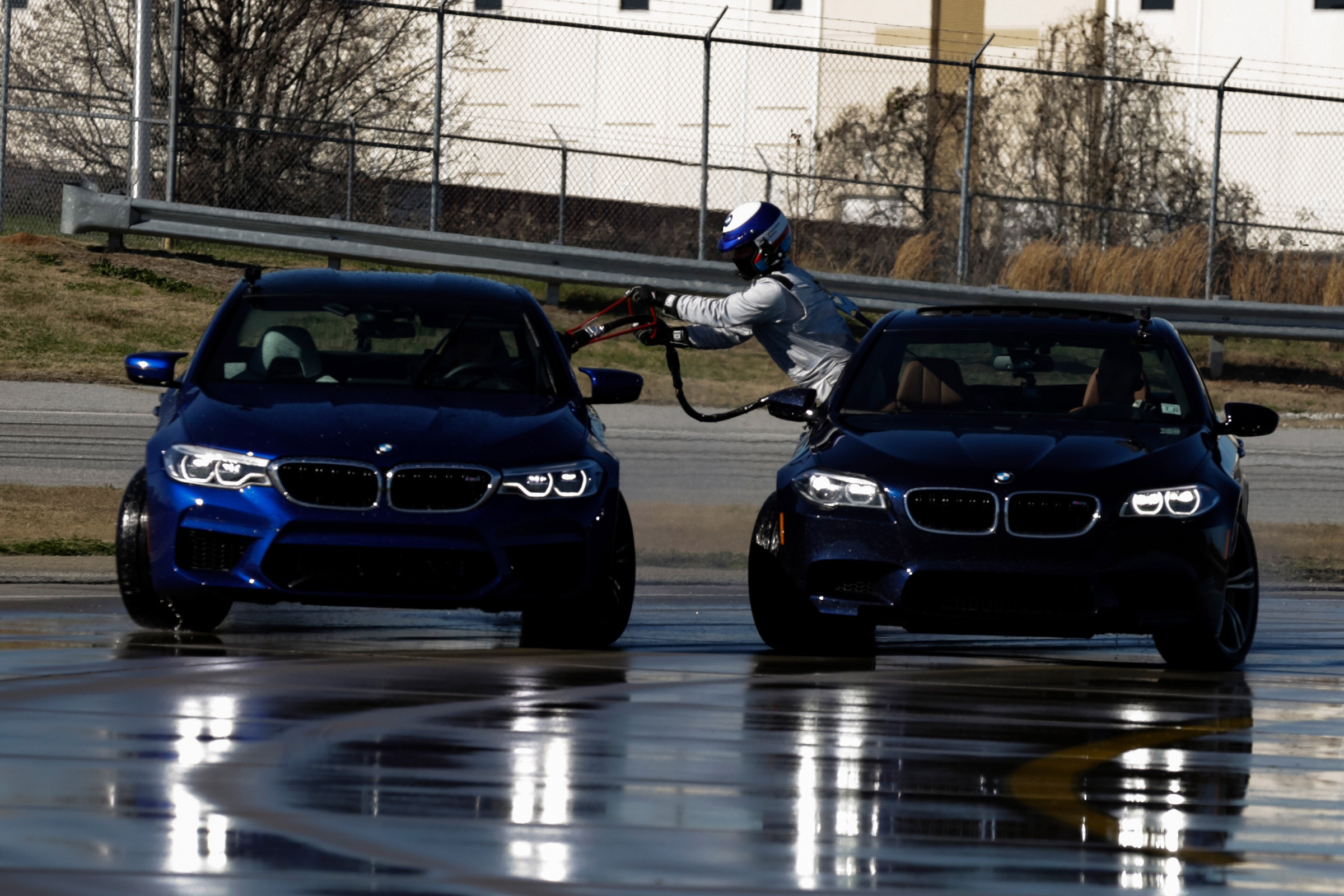 BMW M5 drift attempt - slide