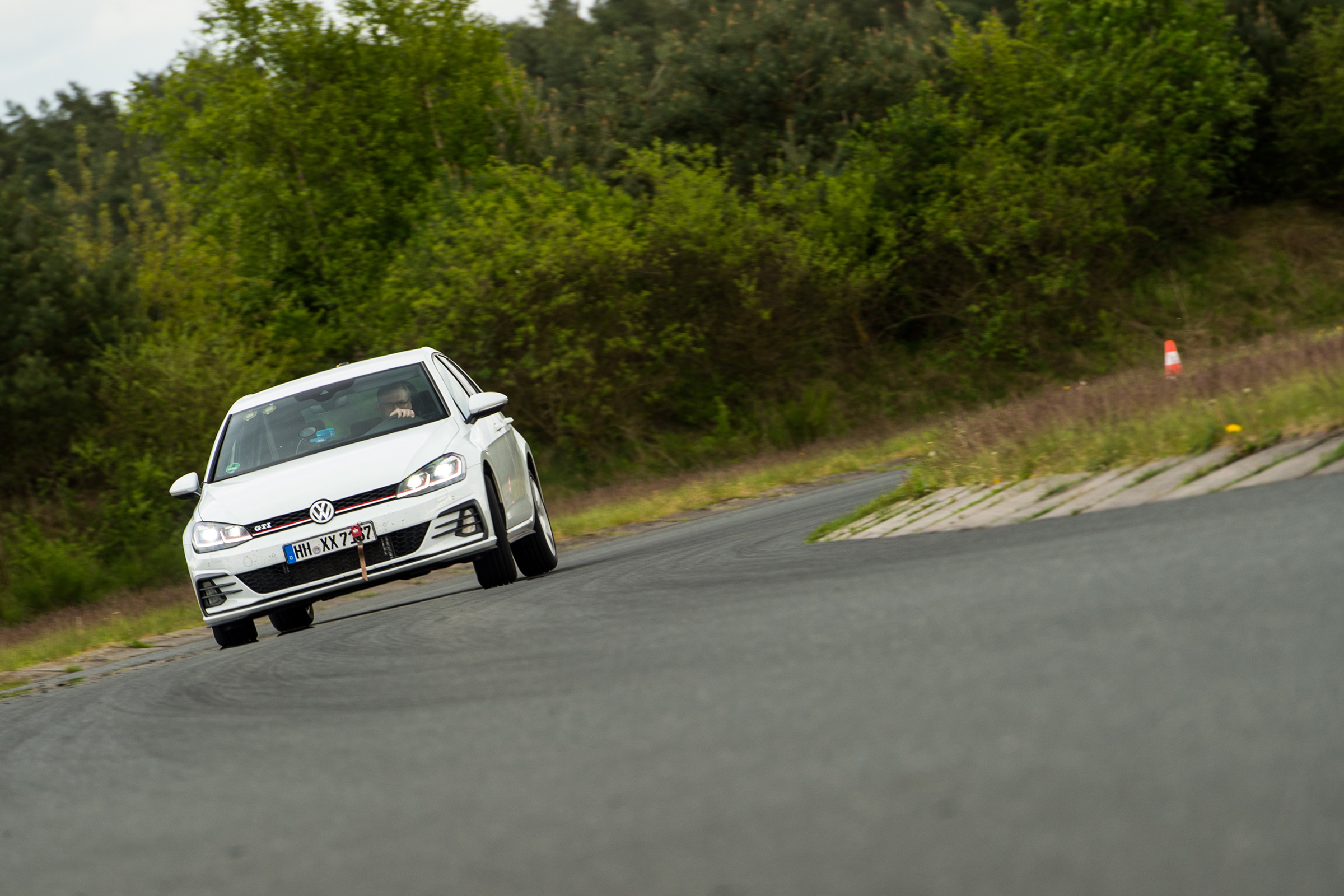 VW Golf GTI – tyre test